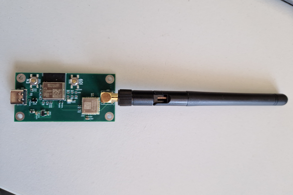 ESP32-C6 wifi/zigbee to 855-925MHz wireless